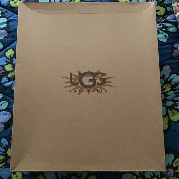 Ugg Classic Tall Boot - Picture 3 of 4